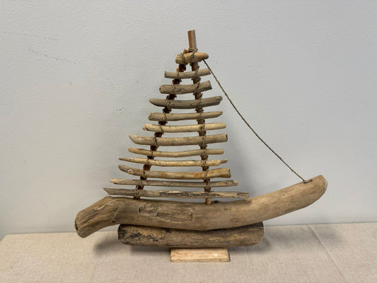 Ornament zeilboot drijfhout